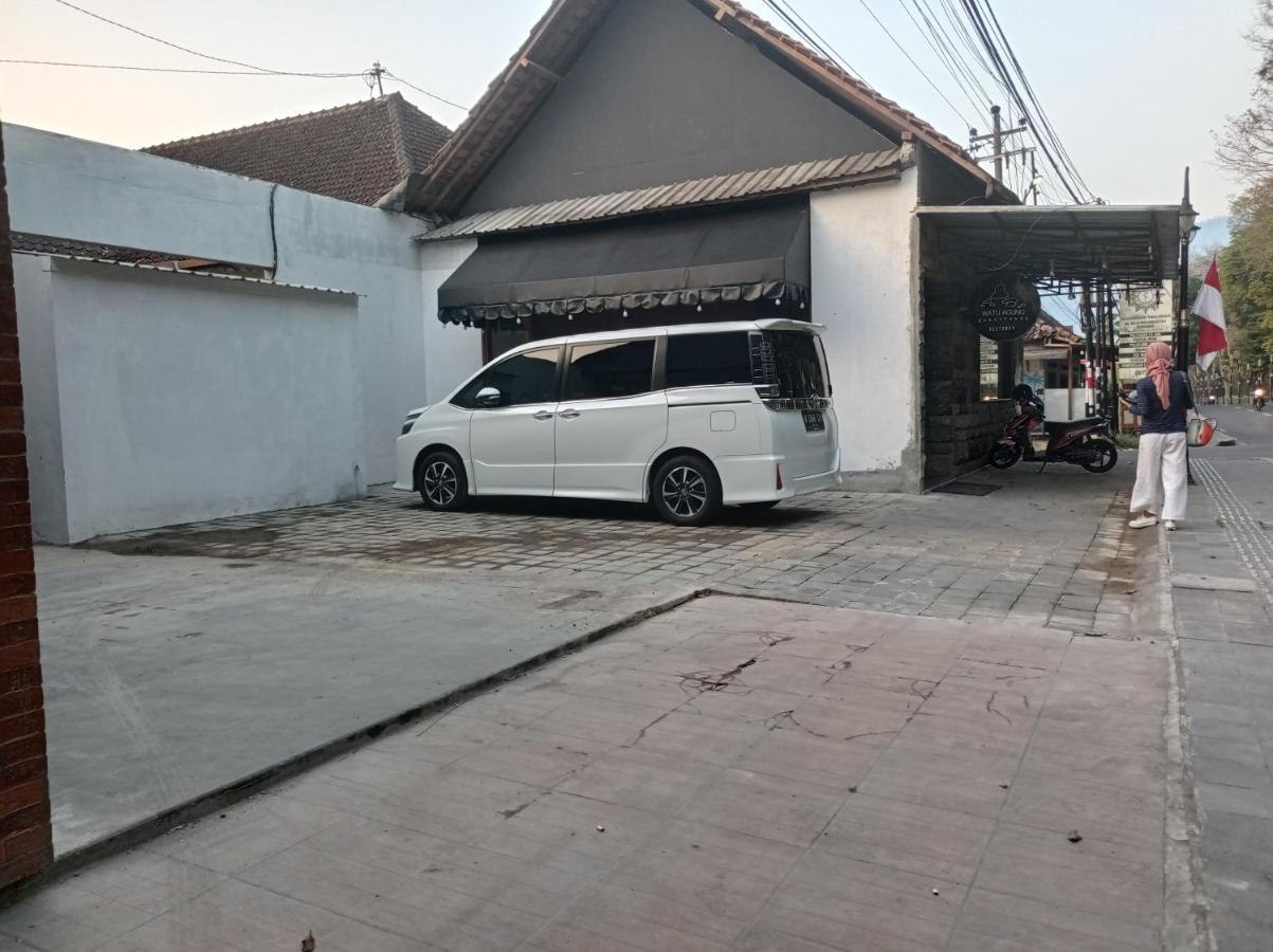 Watu Agung Guest House Magelang Exterior foto