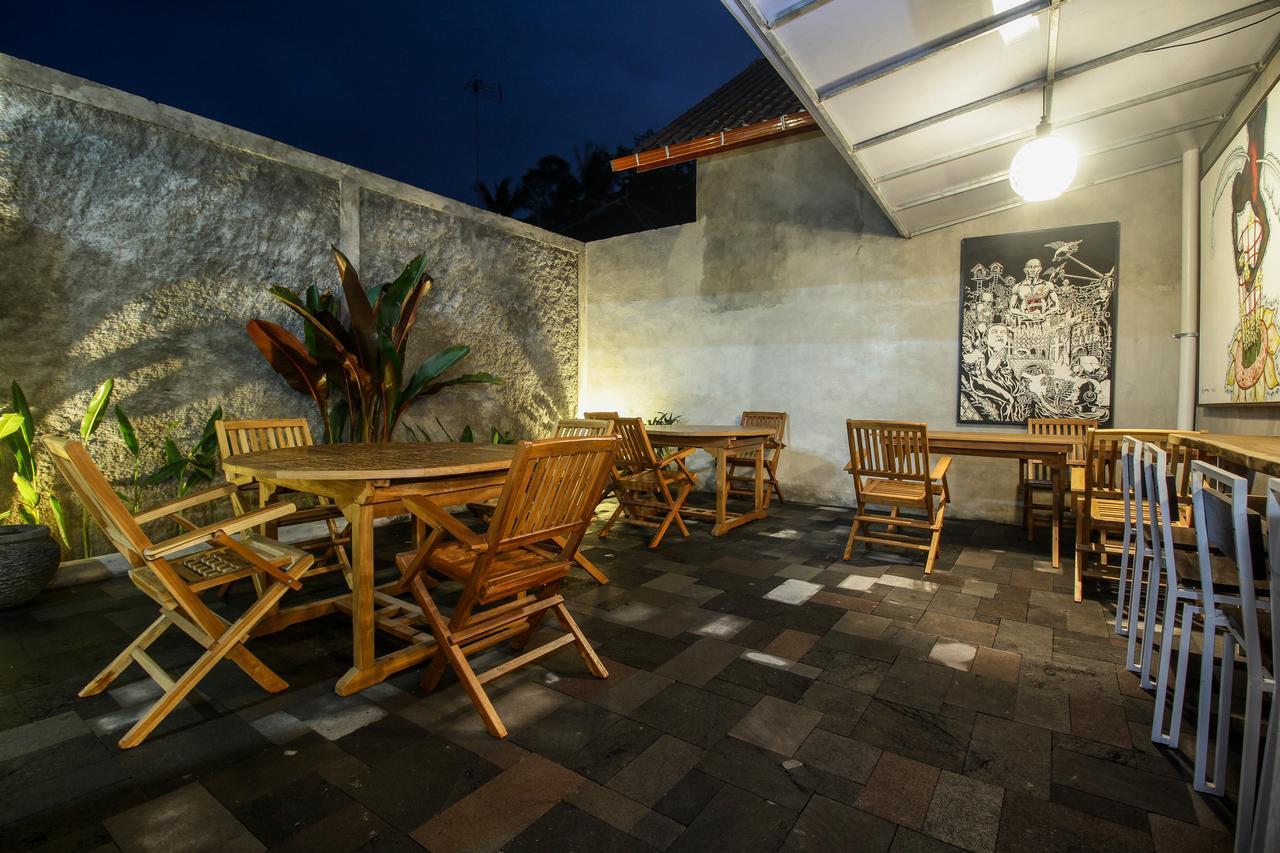 Watu Agung Guest House Magelang Exterior foto