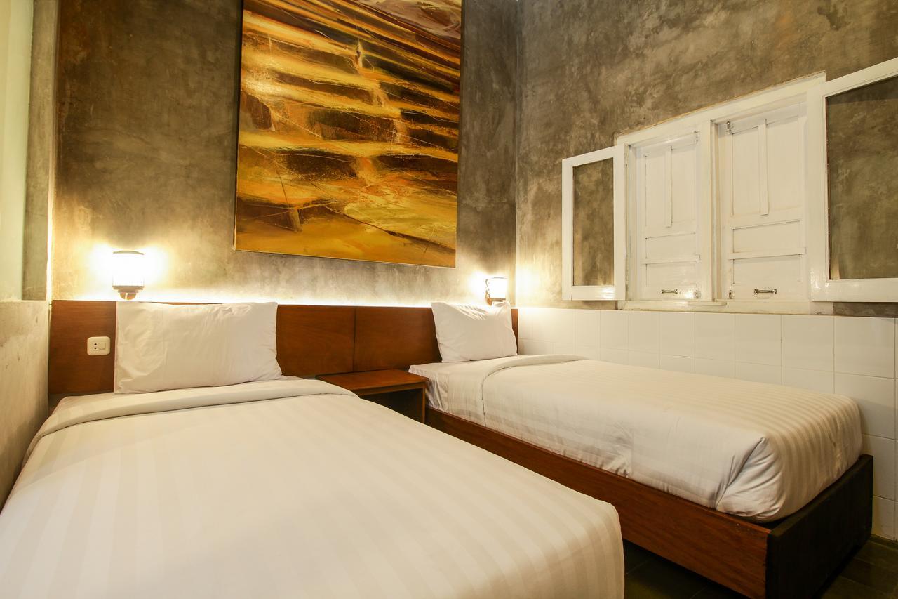 Watu Agung Guest House Magelang Exterior foto